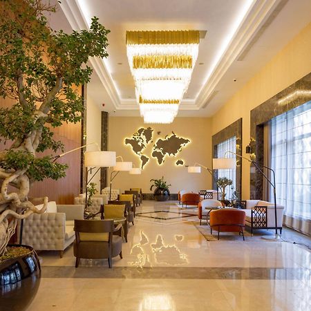 Sheraton Bishkek Esterno foto